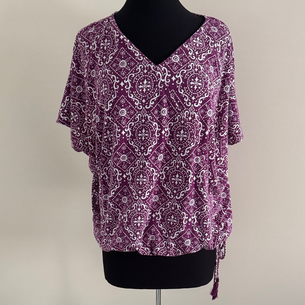 Belle by Kim Gravel Purple Patterned Top EUC Size L